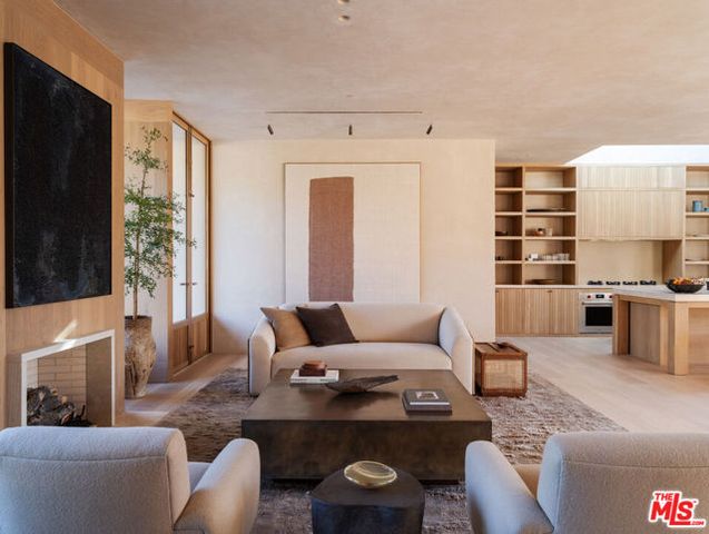 620 Stone Meadow Lane, Santa Barbara, CA 93108