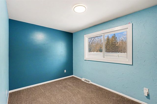 2094 S 88th Avenue, Shelby, MI 49455