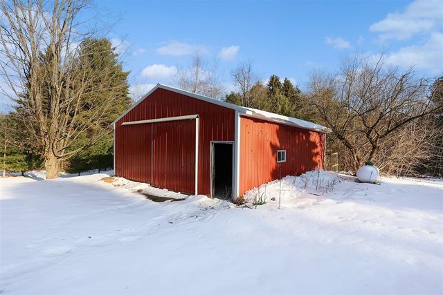 2094 S 88th Avenue, Shelby, MI 49455