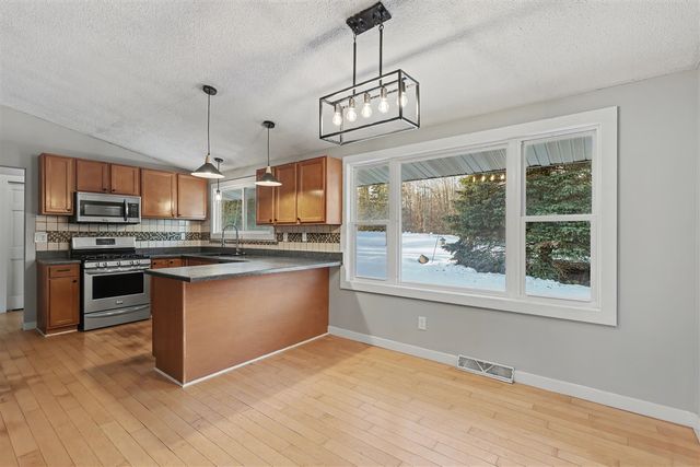 2094 S 88th Avenue, Shelby, MI 49455