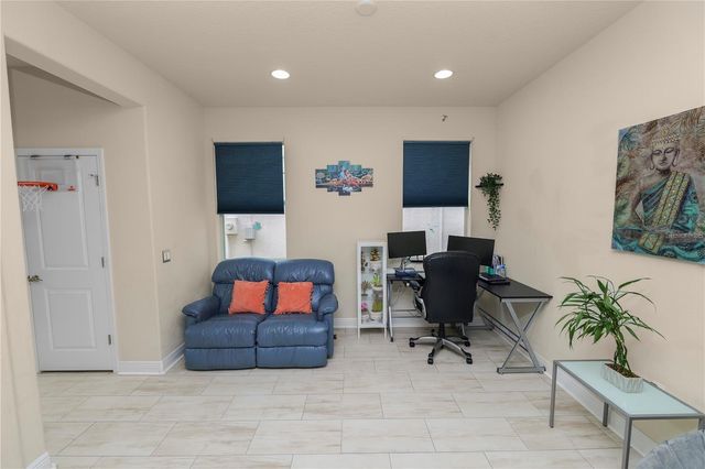14621 ROCKY BROOK DRIVE, Tampa, FL 33625