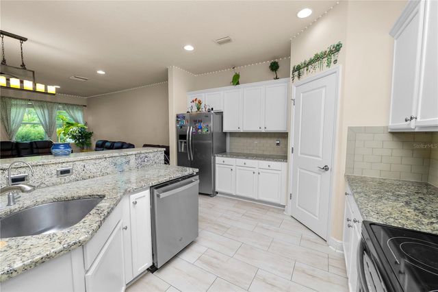 14621 ROCKY BROOK DRIVE, Tampa, FL 33625
