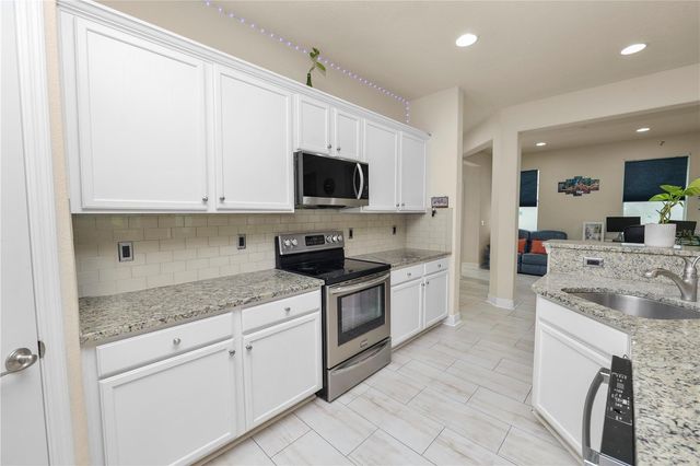 14621 ROCKY BROOK DRIVE, Tampa, FL 33625