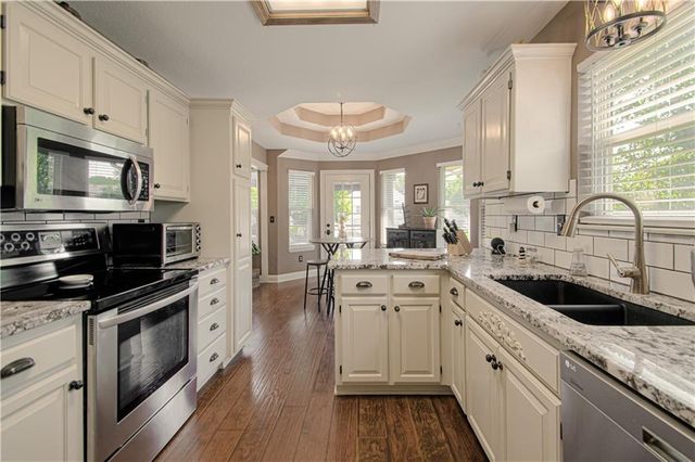 1103 Keagon Avenue, Greenwood, MO 64034
