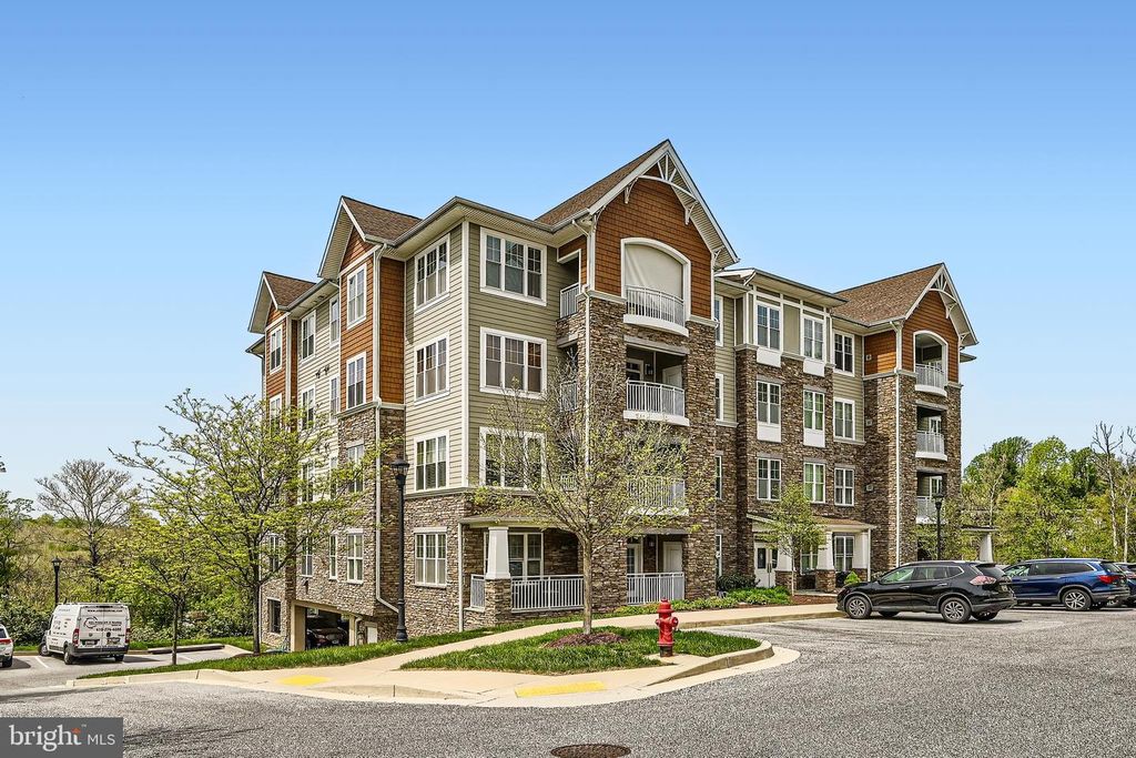 19 CLAY LODGE #104, Catonsville, MD 21228