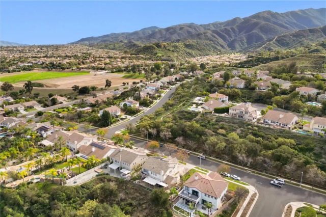 1461 Deer Hollow Drive, Corona, CA 92882