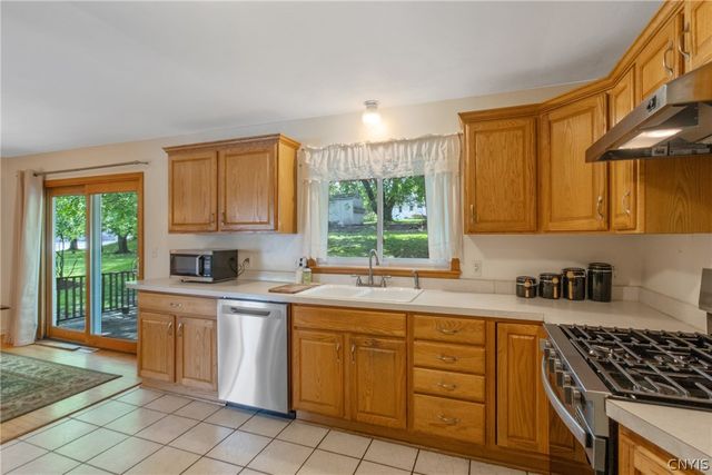 228 Marian Drive, Geddes, NY 13219