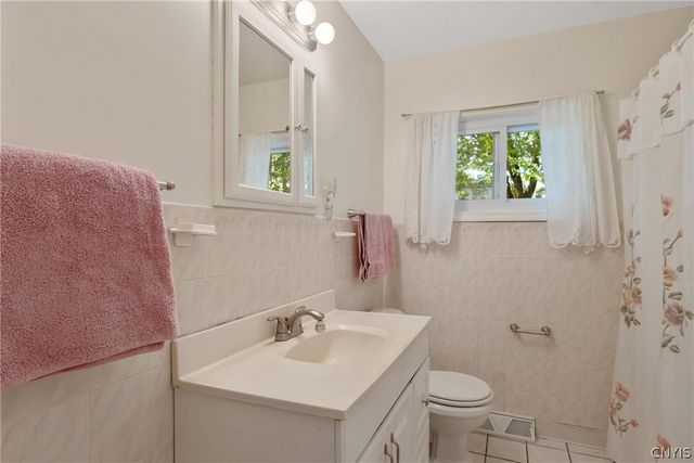 228 Marian Drive, Geddes, NY 13219