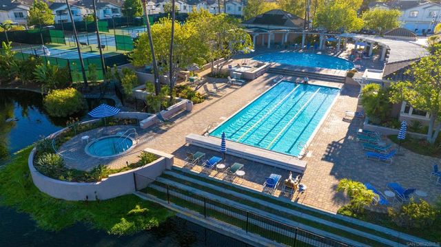 18563 Caminito Pasadero 403, San Diego, CA 92128