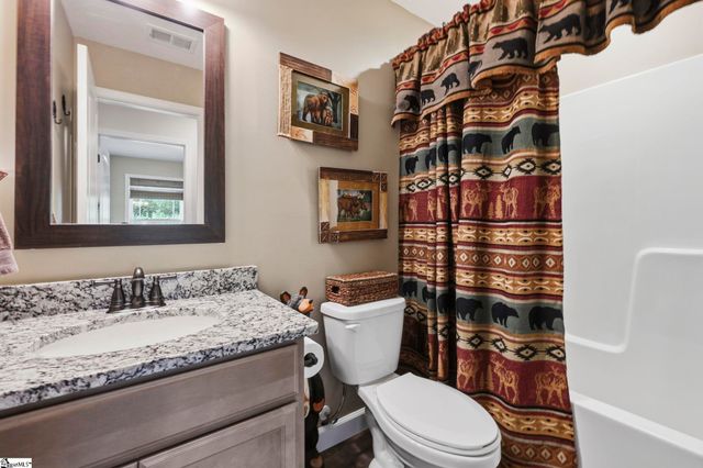 337 Dogwood Trail, Campobello, SC 29322