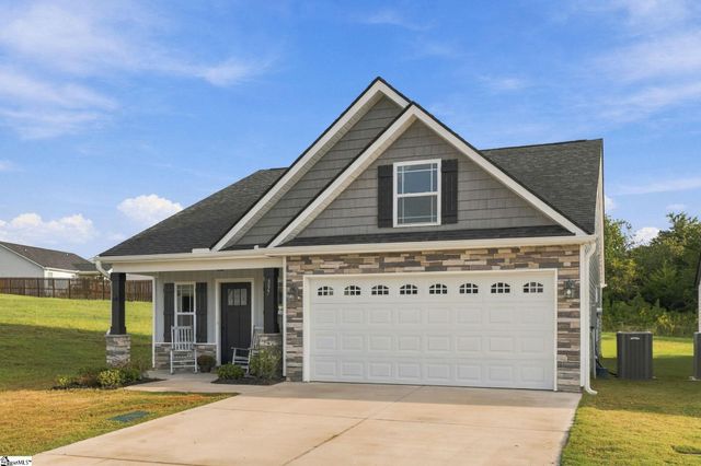337 Dogwood Trail, Campobello, SC 29322