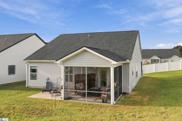 337 Dogwood Trail, Campobello, SC 29322