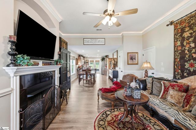 337 Dogwood Trail, Campobello, SC 29322