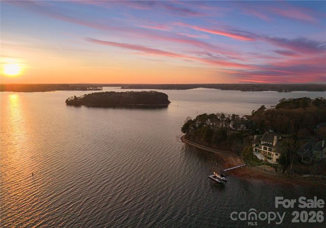 15508 Fishermans Rest Court, Cornelius, NC 28031