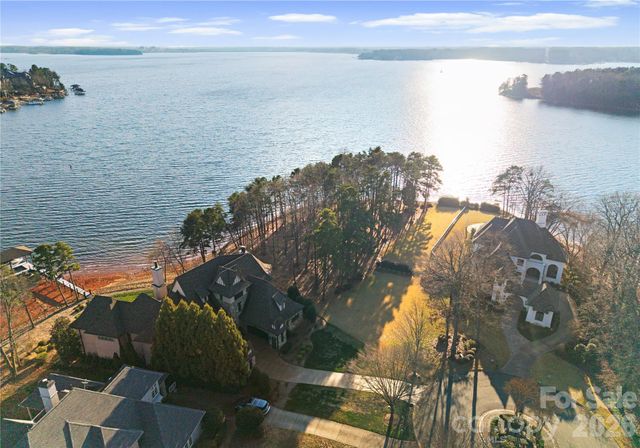 15508 Fishermans Rest Court, Cornelius, NC 28031