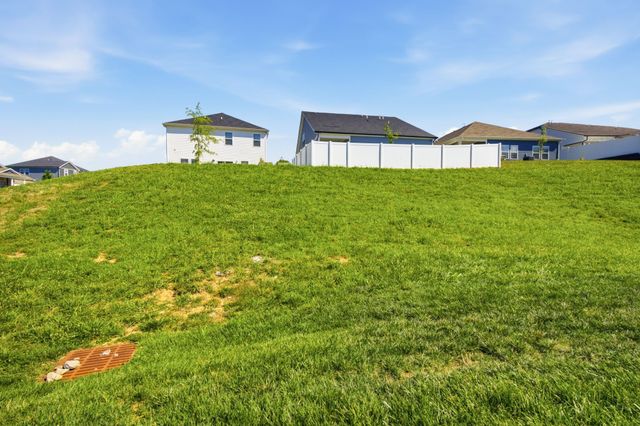 282 Netherlands Blvd, Lebanon, TN 37090
