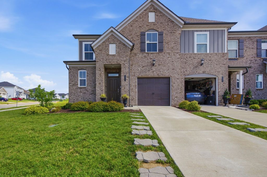 282 Netherlands Blvd, Lebanon, TN 37090