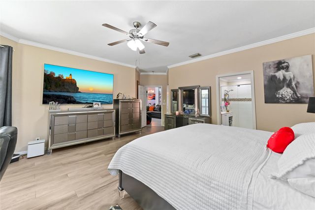 225 Park Road N, Royal Palm Beach, FL 33411