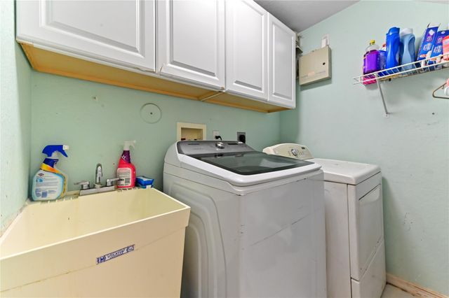 225 Park Road N, Royal Palm Beach, FL 33411