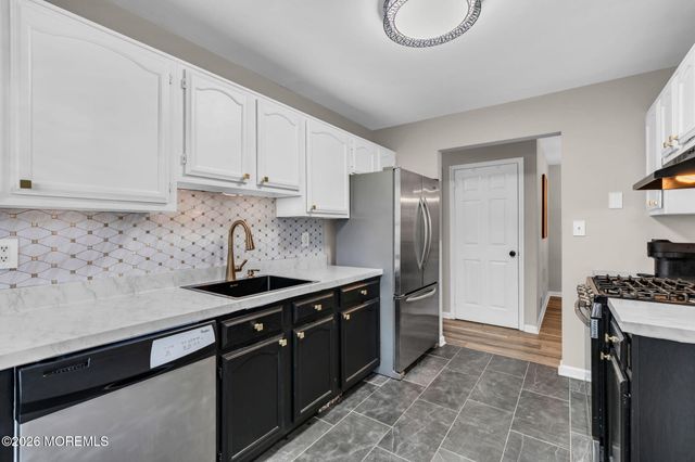 103 Cypress Court, Howell, NJ 07731