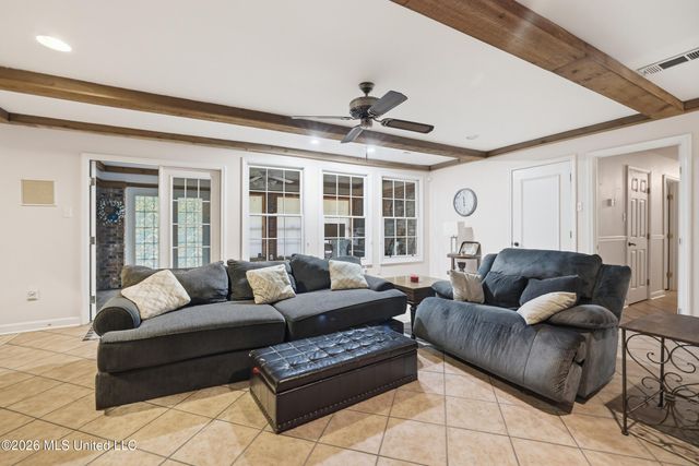 1237 Main Street, Ocean Springs, MS 39564