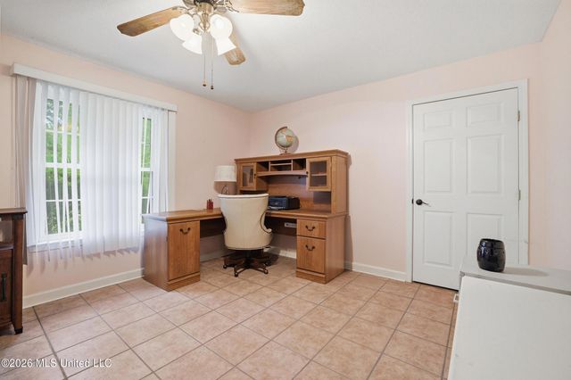 1237 Main Street, Ocean Springs, MS 39564