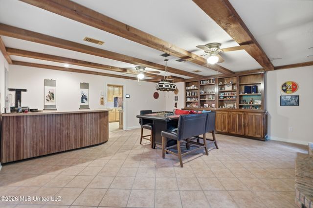1237 Main Street, Ocean Springs, MS 39564