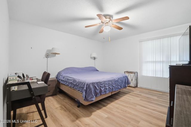 1237 Main Street, Ocean Springs, MS 39564