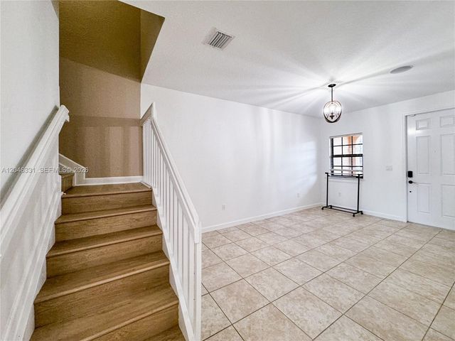 3740 NE 3rd Ct, Homestead, FL 33033