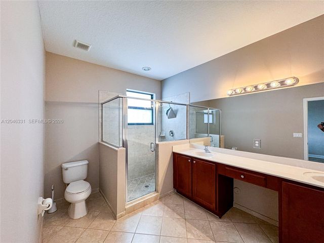 3740 NE 3rd Ct, Homestead, FL 33033