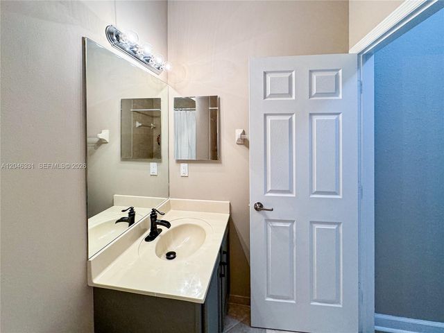 3740 NE 3rd Ct, Homestead, FL 33033