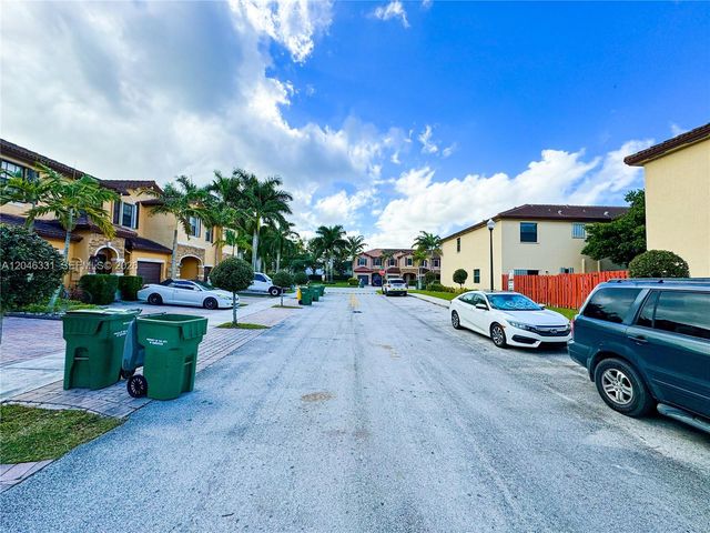 3740 NE 3rd Ct, Homestead, FL 33033
