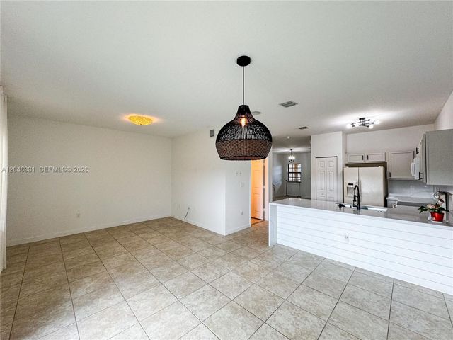 3740 NE 3rd Ct, Homestead, FL 33033