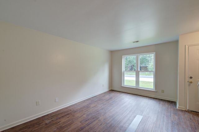 104 Jedi Lane, Summerville, SC 29485