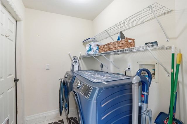 4925 SORRENTO COURT, Cape Coral, FL 33904