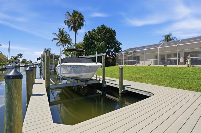 4925 SORRENTO COURT, Cape Coral, FL 33904