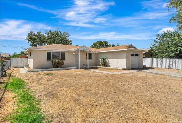 45351 Kingtree, Lancaster, CA 93534