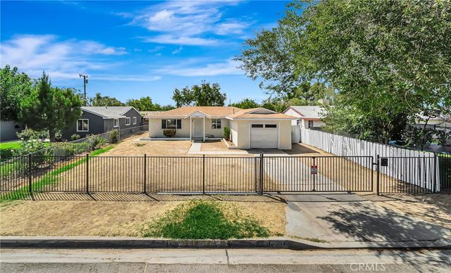 45351 Kingtree, Lancaster, CA 93534
