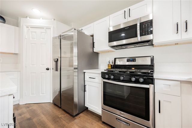 408 Colorful Rain Avenue, North Las Vegas, NV 89031