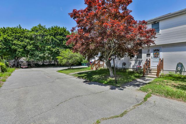 160 West Hollis Street B, Nashua, NH 03060