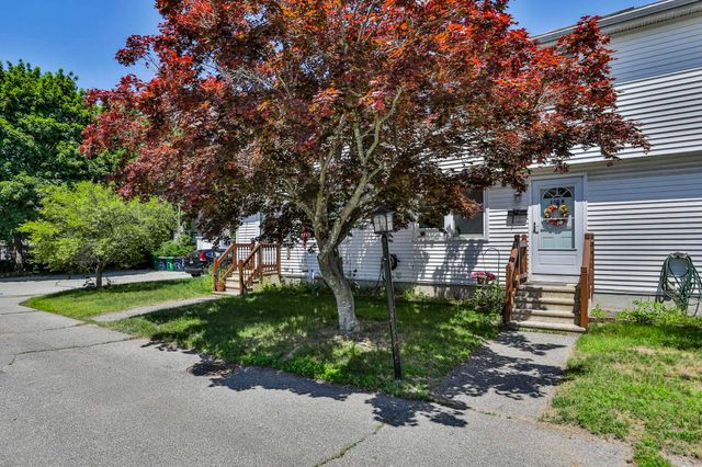 160 West Hollis Street B, Nashua, NH 03060