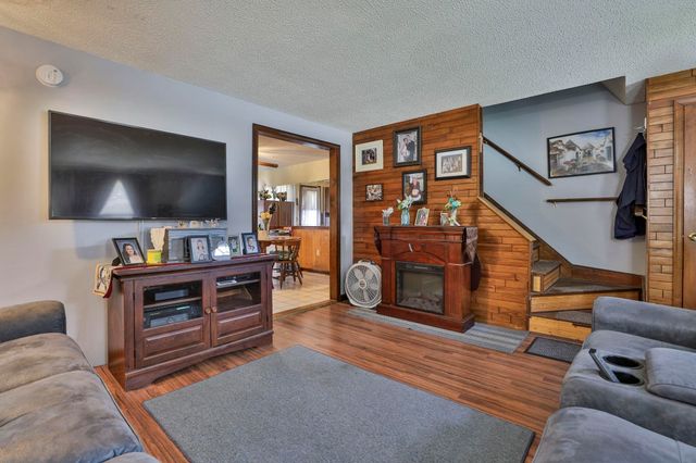 160 West Hollis Street B, Nashua, NH 03060