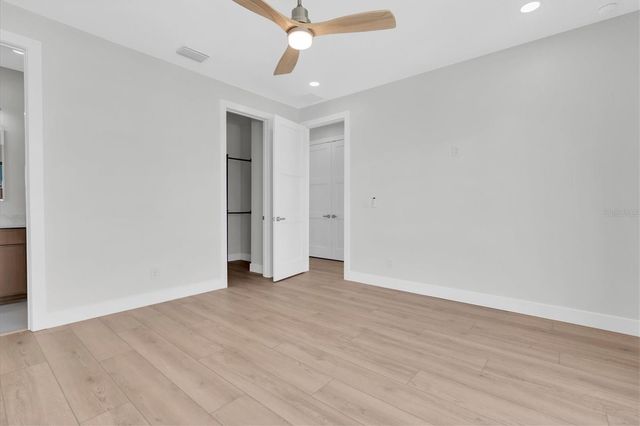 5966 BAYVIEW CIRCLE S, Gulfport, FL 33707