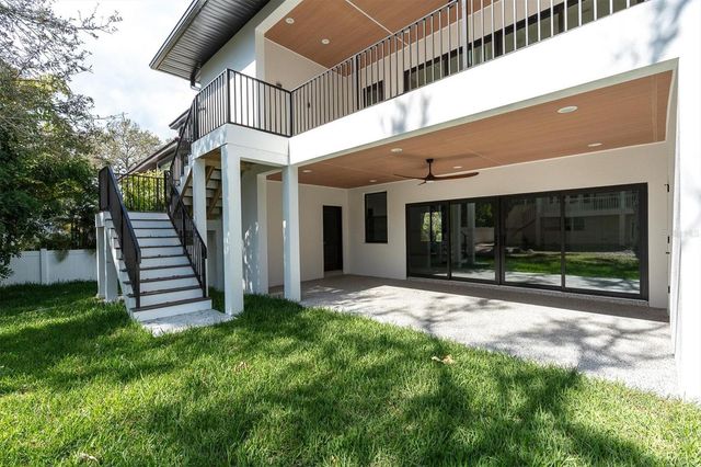 5966 BAYVIEW CIRCLE S, Gulfport, FL 33707