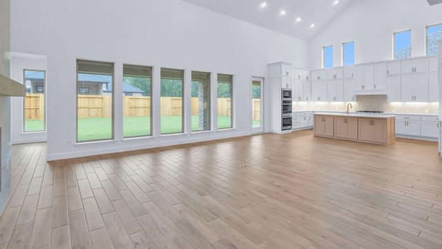 12230 Jacob Lane, Mont Belvieu, TX 77523
