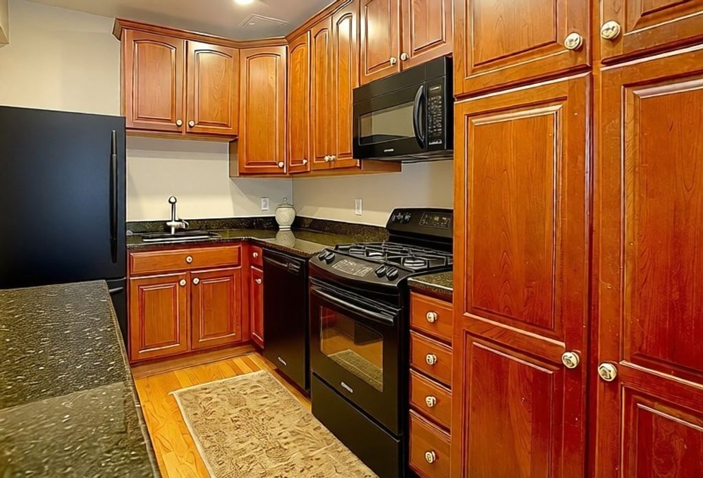 64 Commonwealth Ave 0, Boston, MA 02116