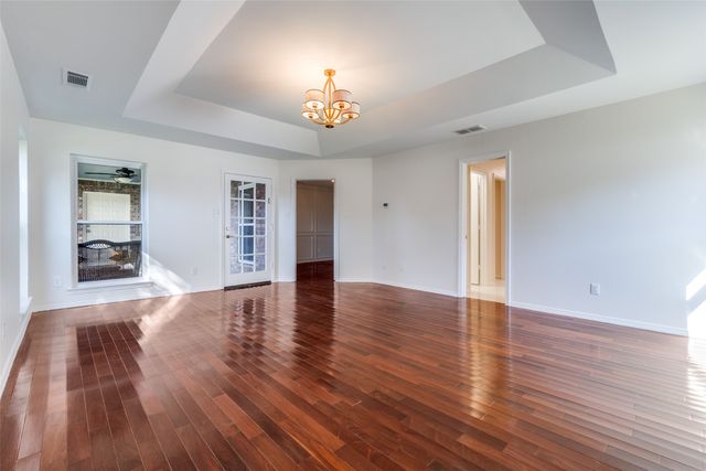 7221 Briarnoll Drive, Dallas, TX 75252