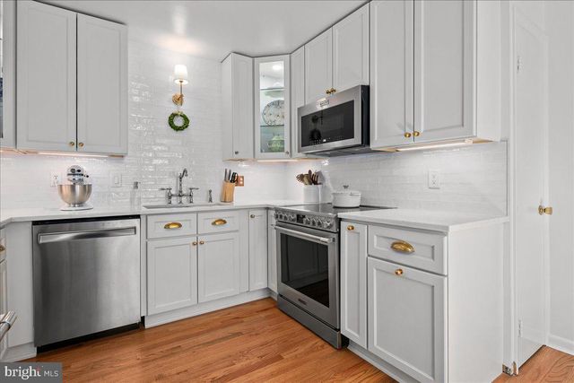 3123 LITTLE CREEK LN, Alexandria, VA 22309