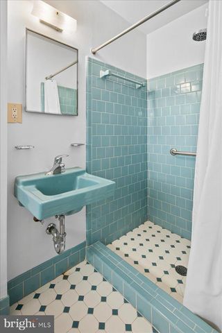 3123 LITTLE CREEK LN, Alexandria, VA 22309