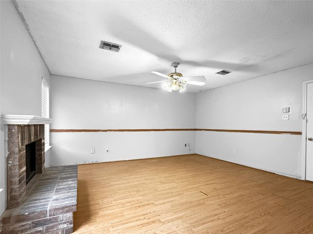 204 Patton Drive, Cedar Hill, TX 75104